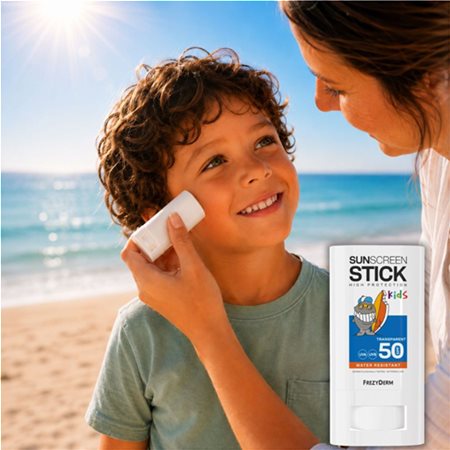 KIDS SUNSCREEN STICK SPF 50  3d7